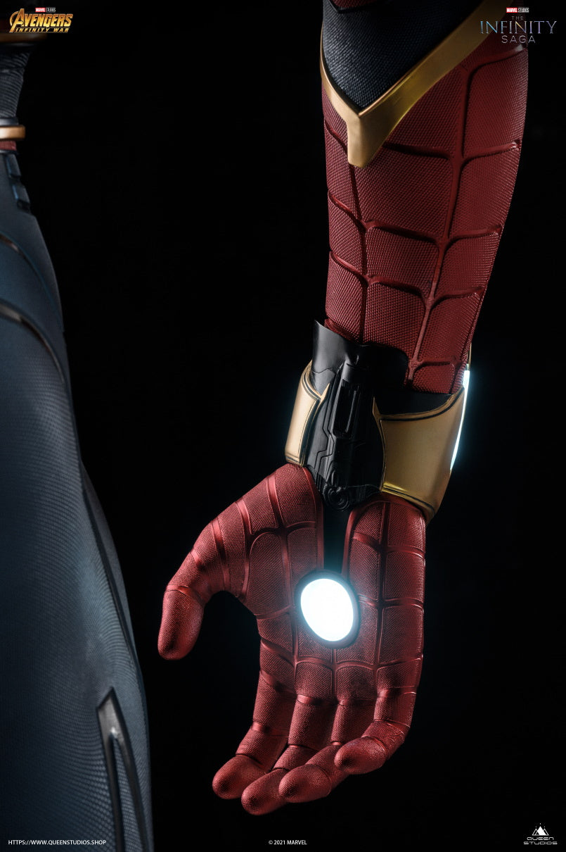 Queen Studios Life Size Iron Spider statue